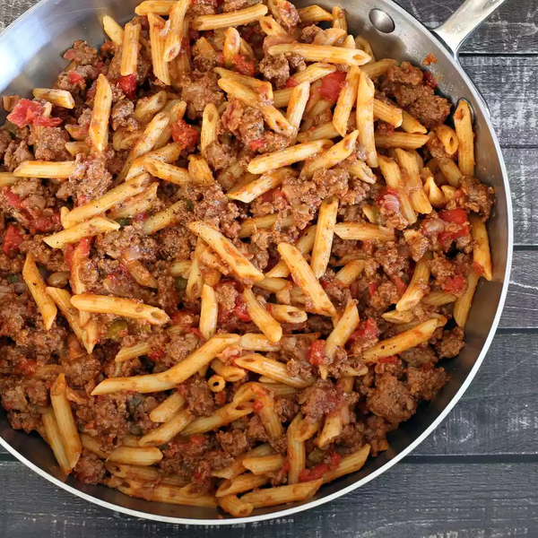 Espaguetis a la boloñesa caseros y fáciles